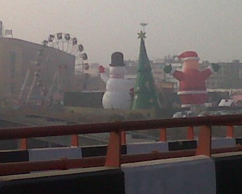 Merry X Mas 2012 - Giant Santa at Rajouri